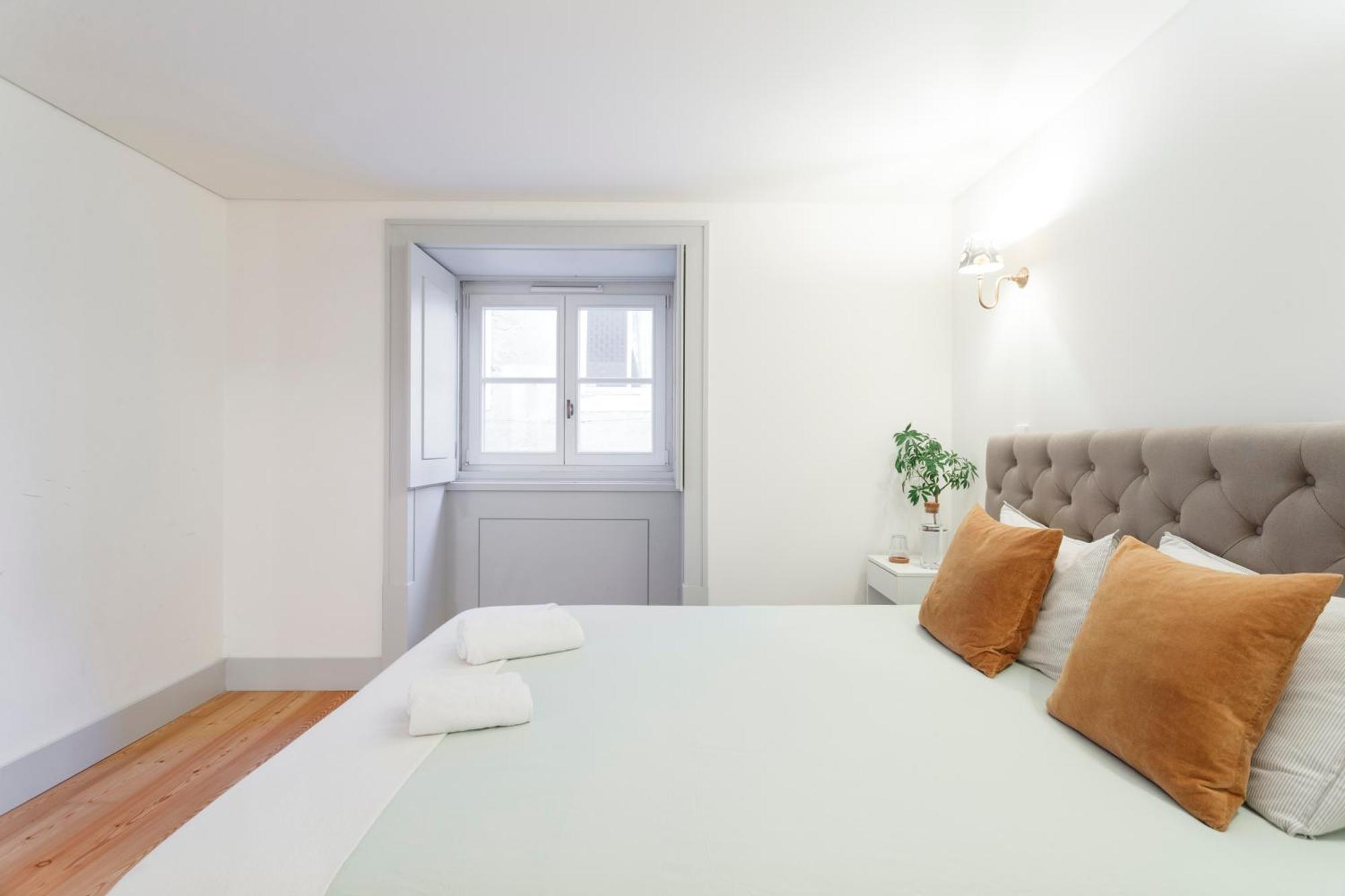 Double Room With Private Wc In Shared House In Downtown Lisboa Εξωτερικό φωτογραφία