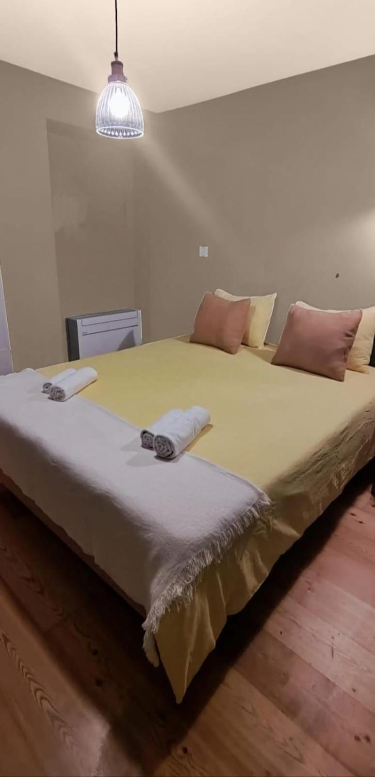 Double Room With Private Wc In Shared House In Downtown Lisboa Εξωτερικό φωτογραφία